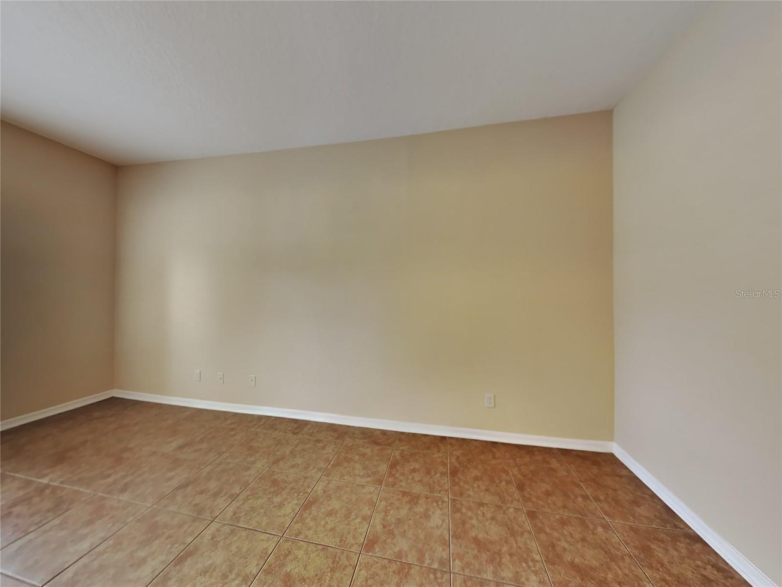 Image 4 of 23 For 4252 Hawksley Place