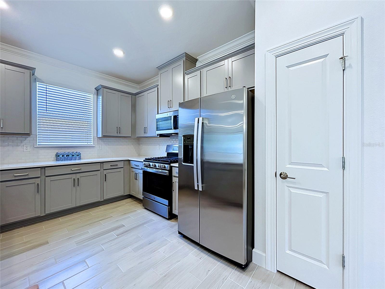 Image 17 of 77 For 4610 Garofalo Road