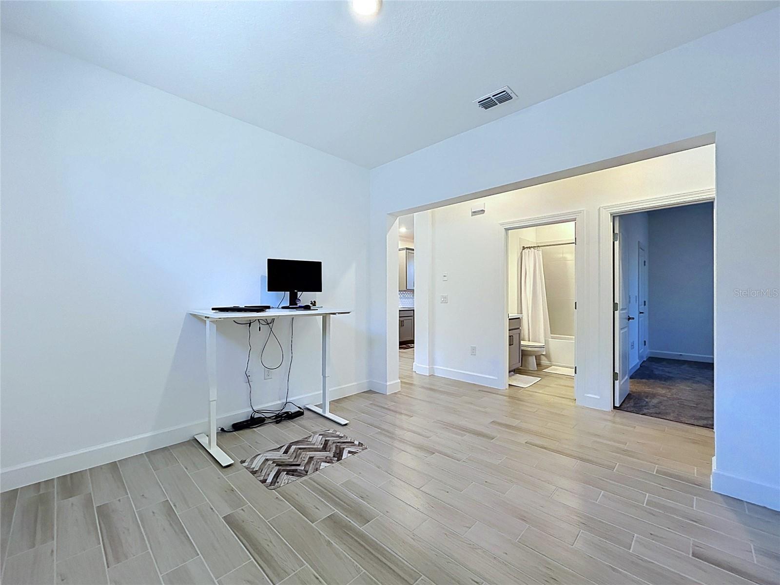 Image 27 of 77 For 4610 Garofalo Road