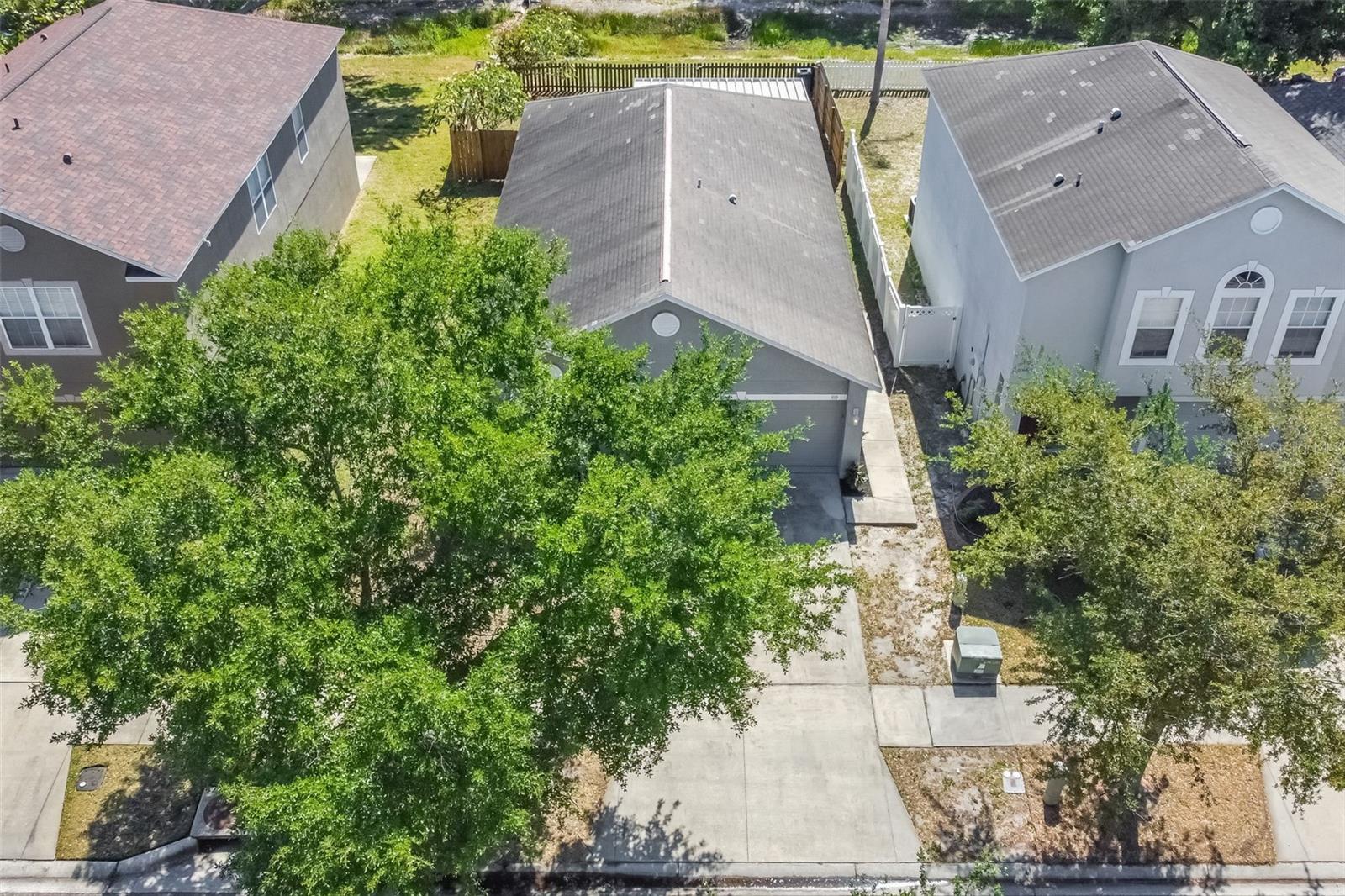 Image 11 of 46 For 910 Brenton Leaf Dr