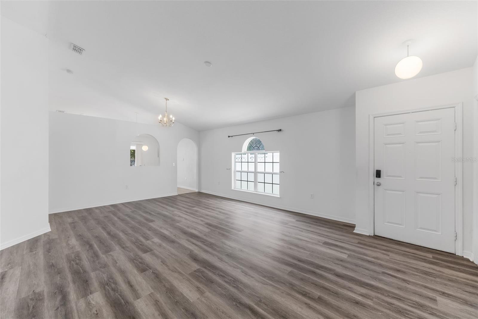 Image 16 of 46 For 910 Brenton Leaf Dr