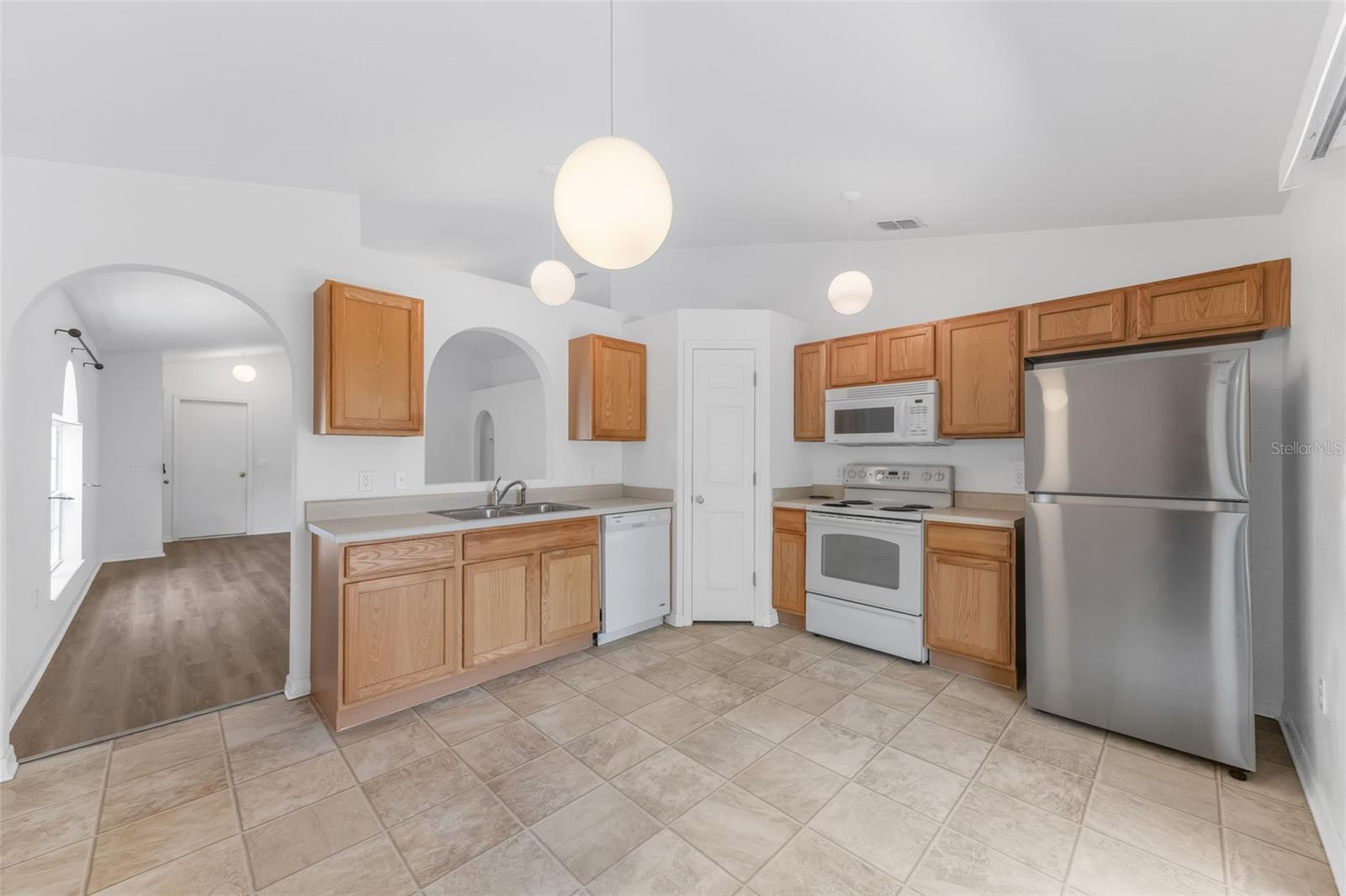 Image 20 of 46 For 910 Brenton Leaf Dr