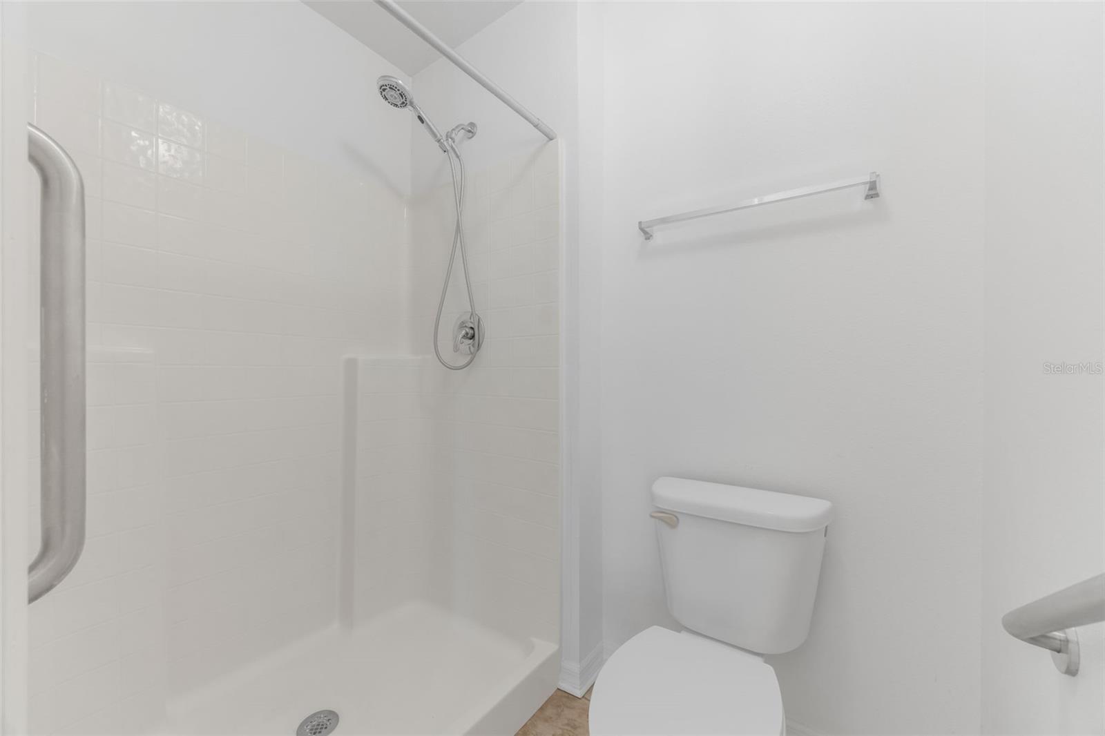 Image 30 of 46 For 910 Brenton Leaf Dr