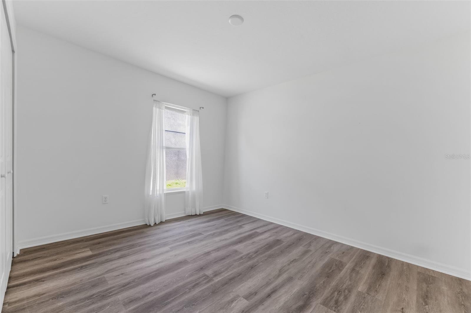 Image 31 of 46 For 910 Brenton Leaf Dr