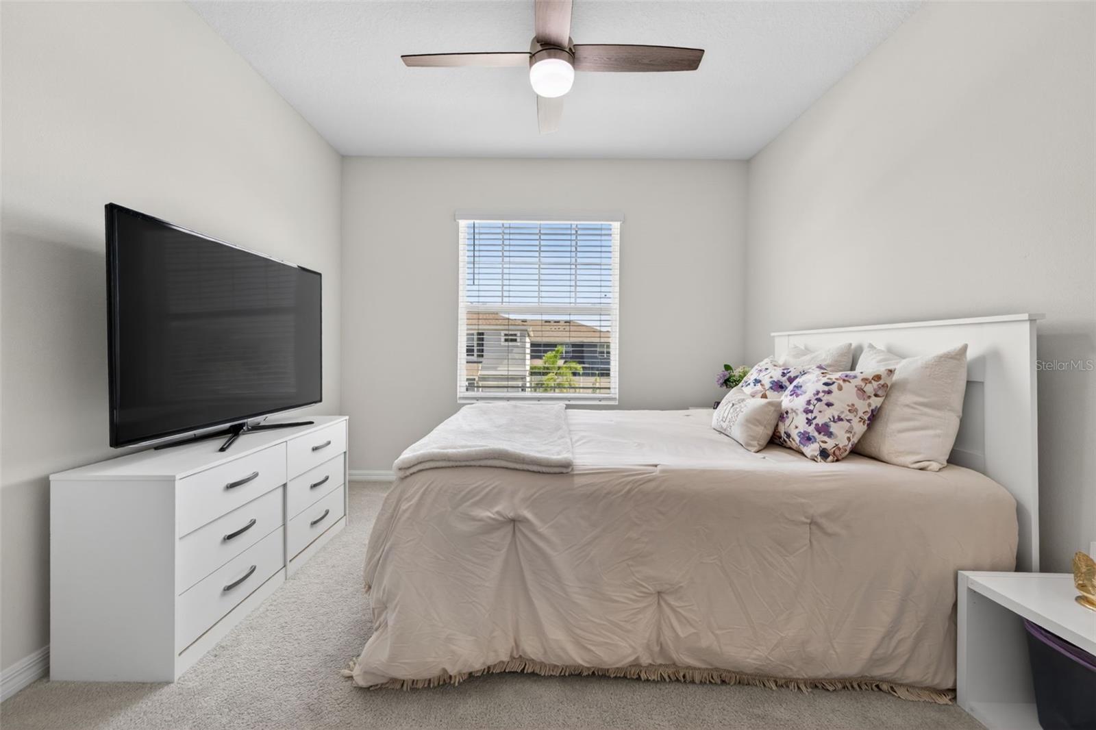 Image 23 of 41 For 6544 Calypso Coral Lane