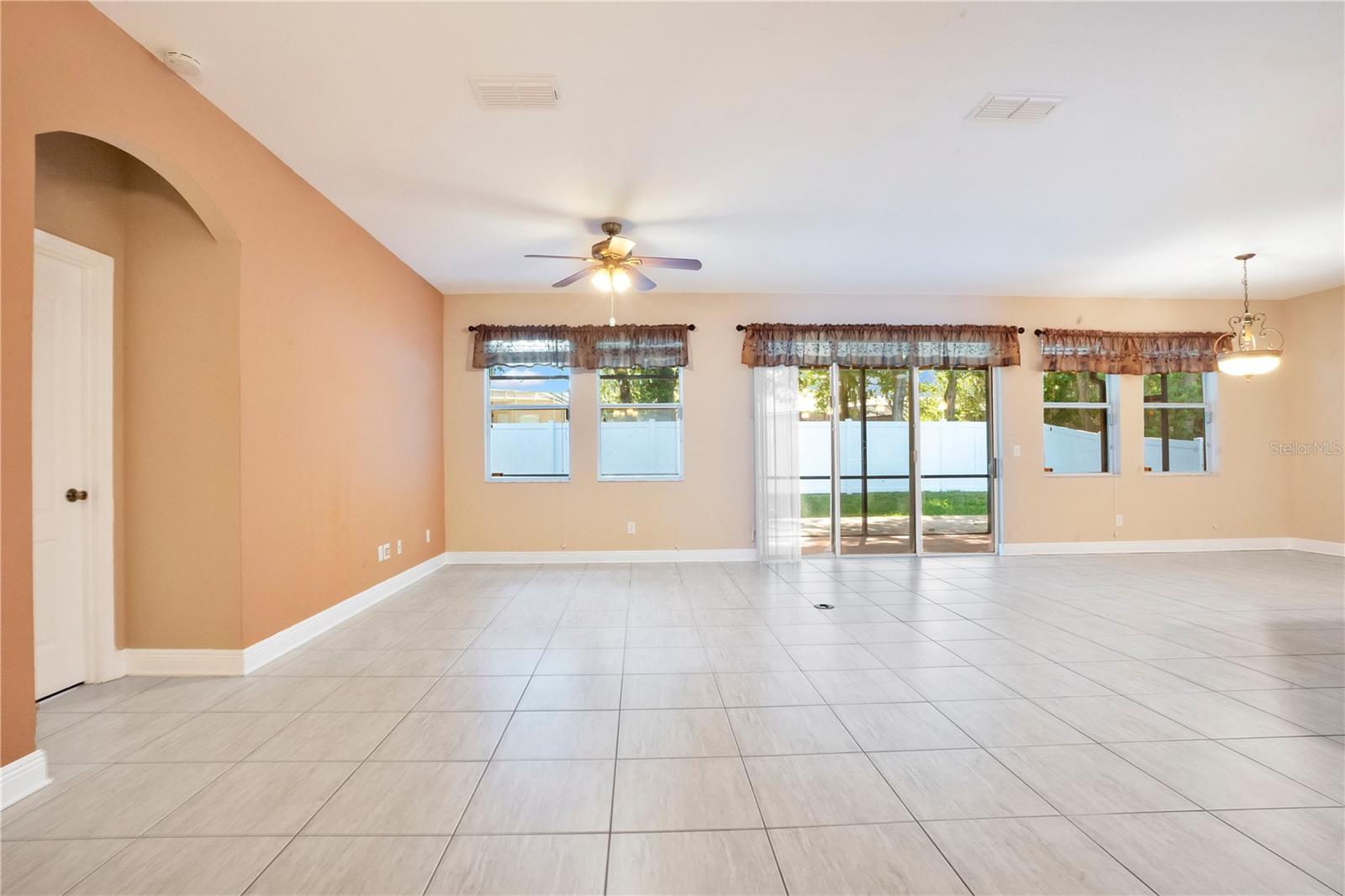 Image 12 of 53 For 2210 Valterra Vista Way