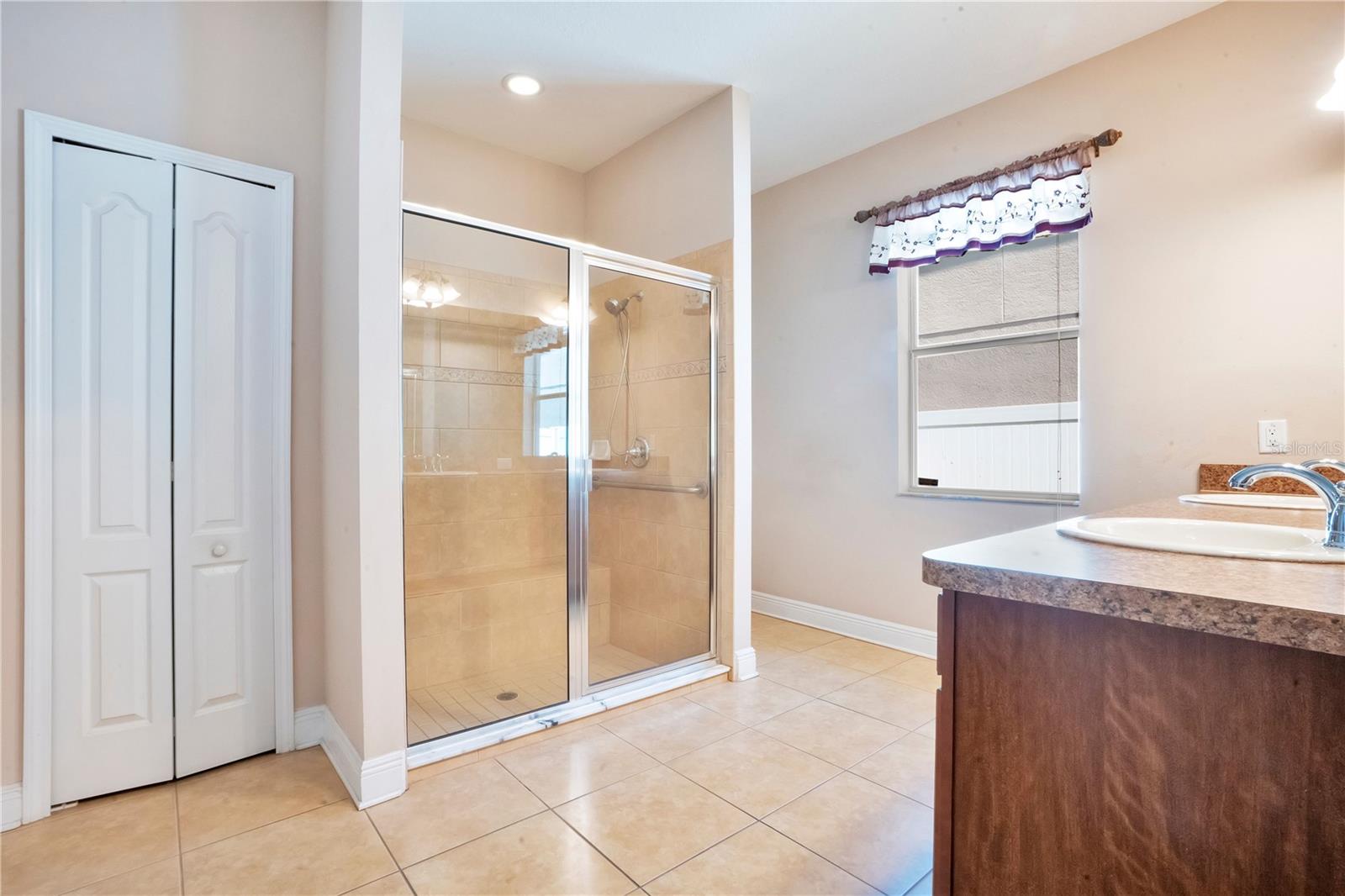 Image 30 of 53 For 2210 Valterra Vista Way