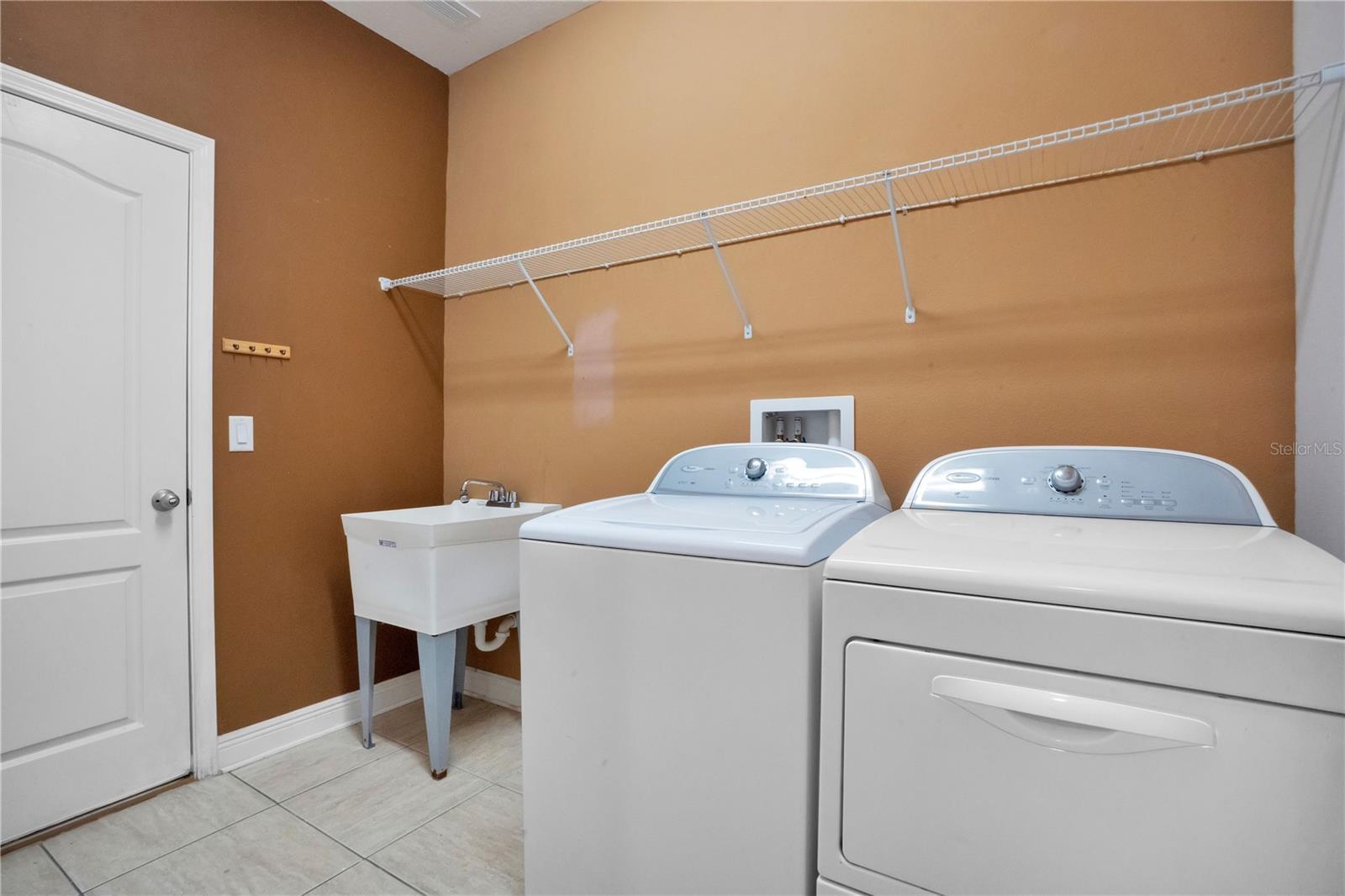 Image 38 of 53 For 2210 Valterra Vista Way