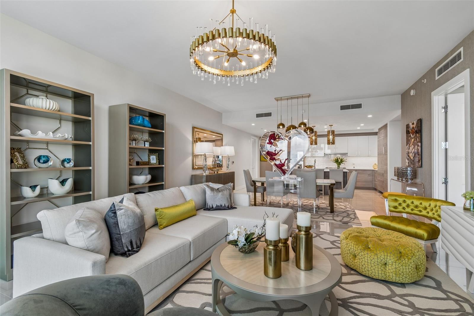 Listing photo id 14 for 2103 Bayshore Boulevard 1203