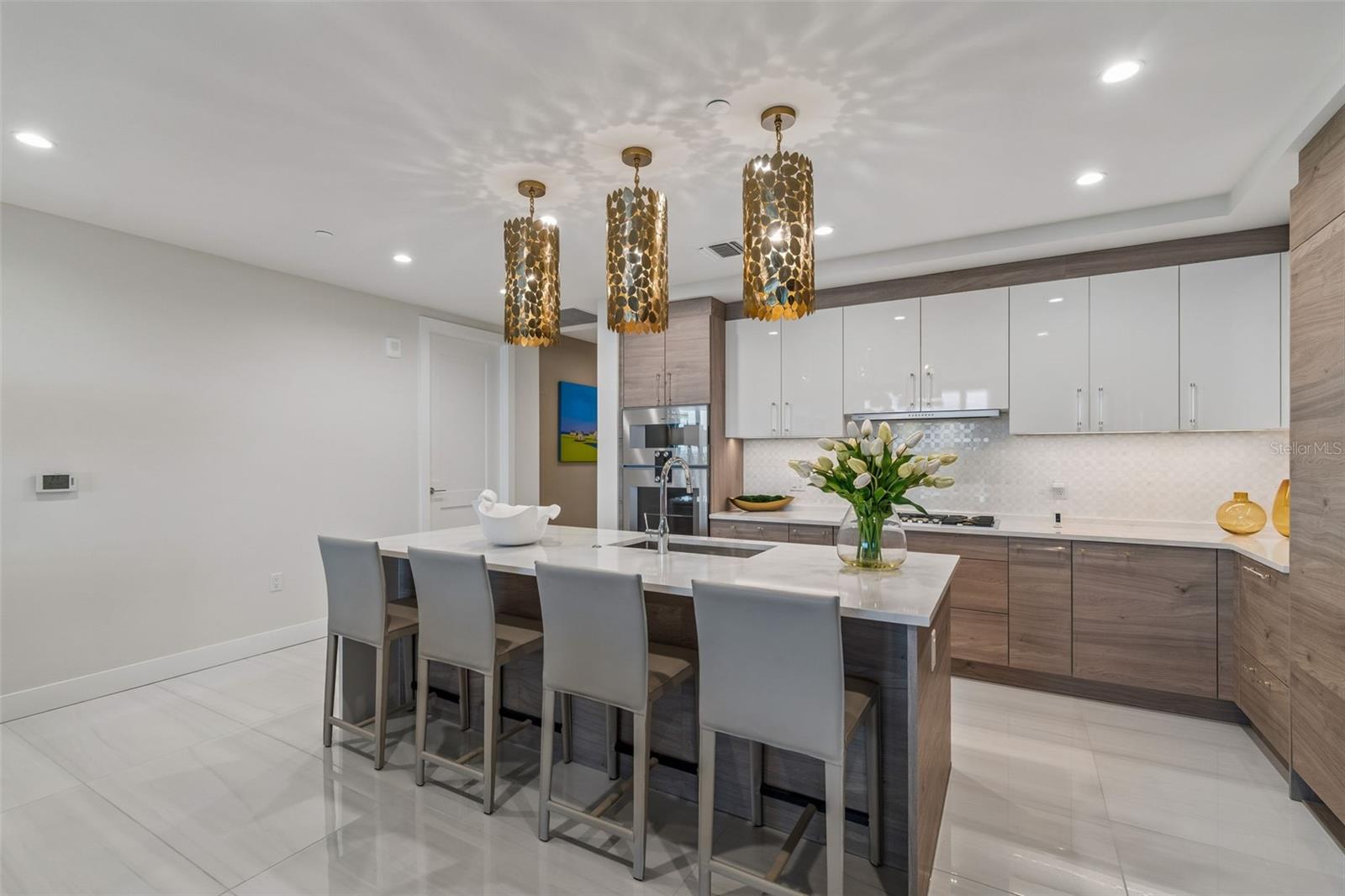 Listing photo id 19 for 2103 Bayshore Boulevard 1203