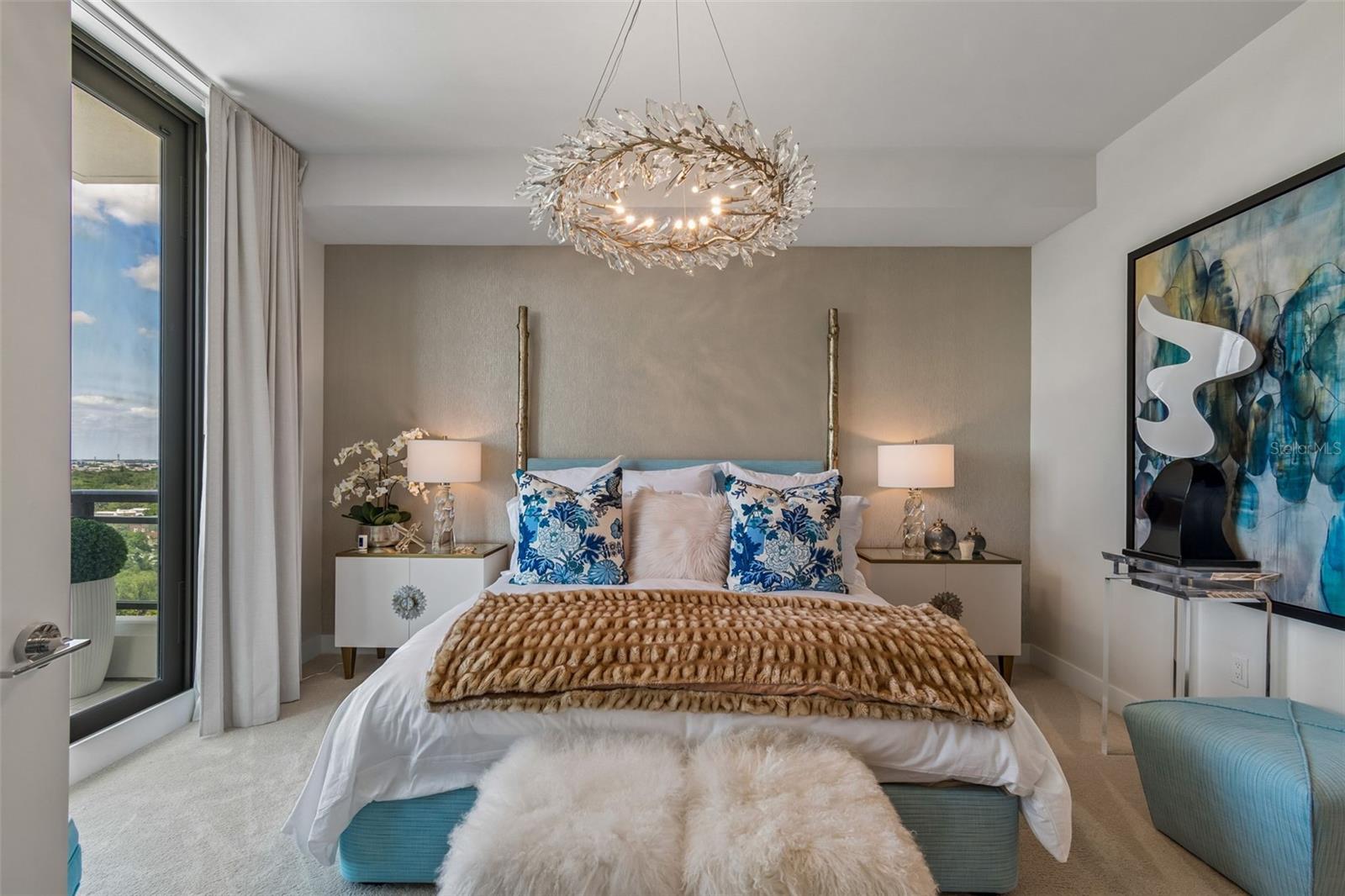 Listing photo id 2 for 2103 Bayshore Boulevard 1203