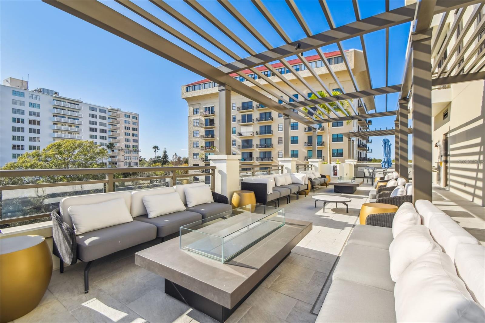 Listing photo id 66 for 2103 Bayshore Boulevard 1203