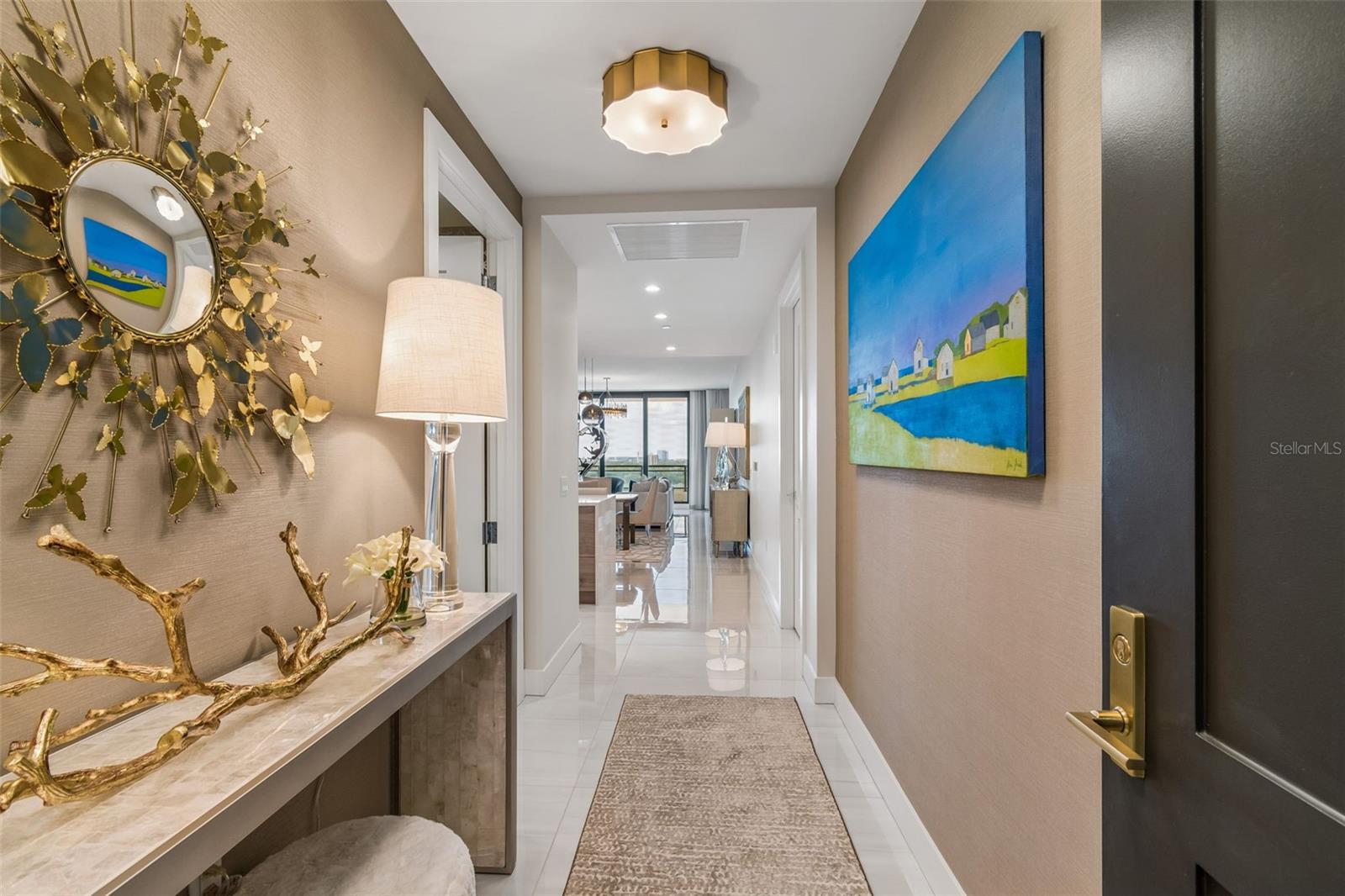 Listing photo id 5 for 2103 Bayshore Boulevard 1203