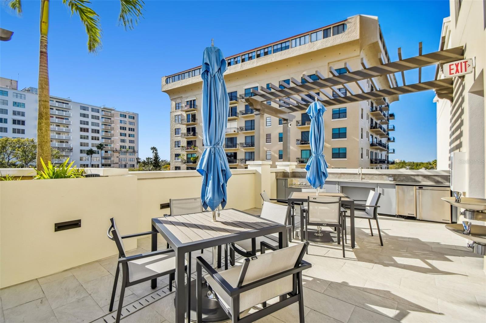 Listing photo id 68 for 2103 Bayshore Boulevard 1203