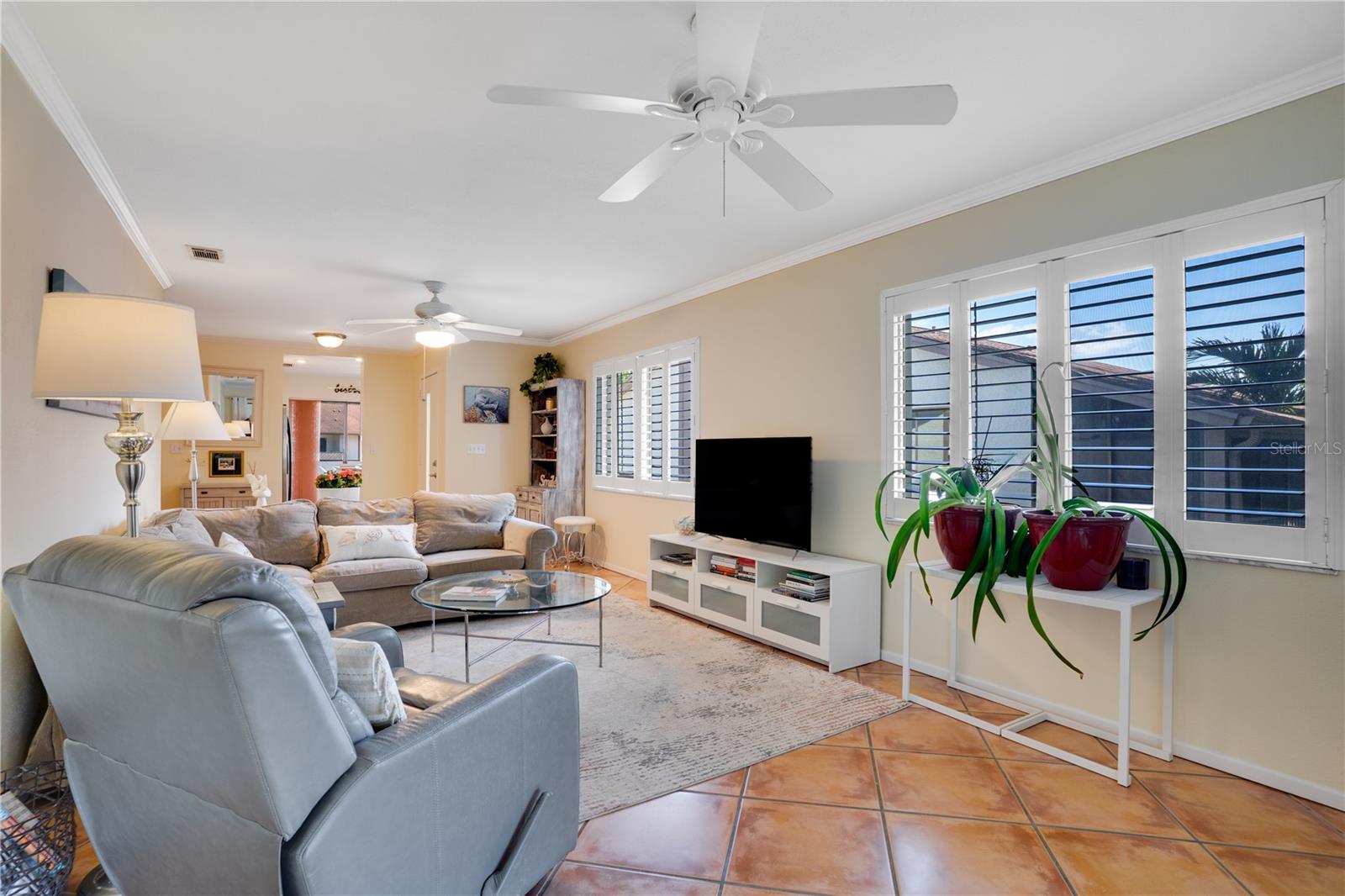 Image 10 of 50 For 514 Tabor Court C