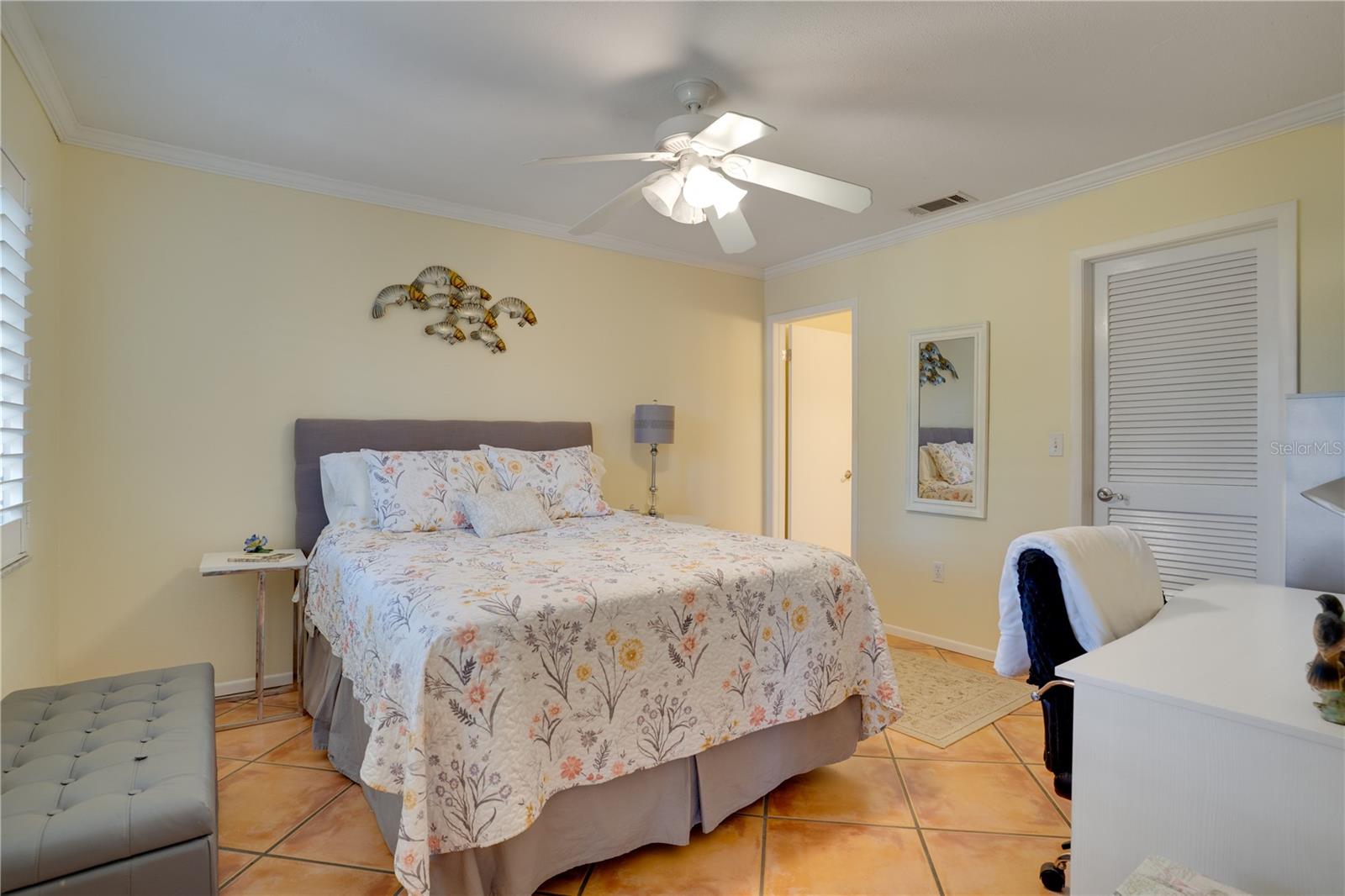 Image 16 of 50 For 514 Tabor Court C