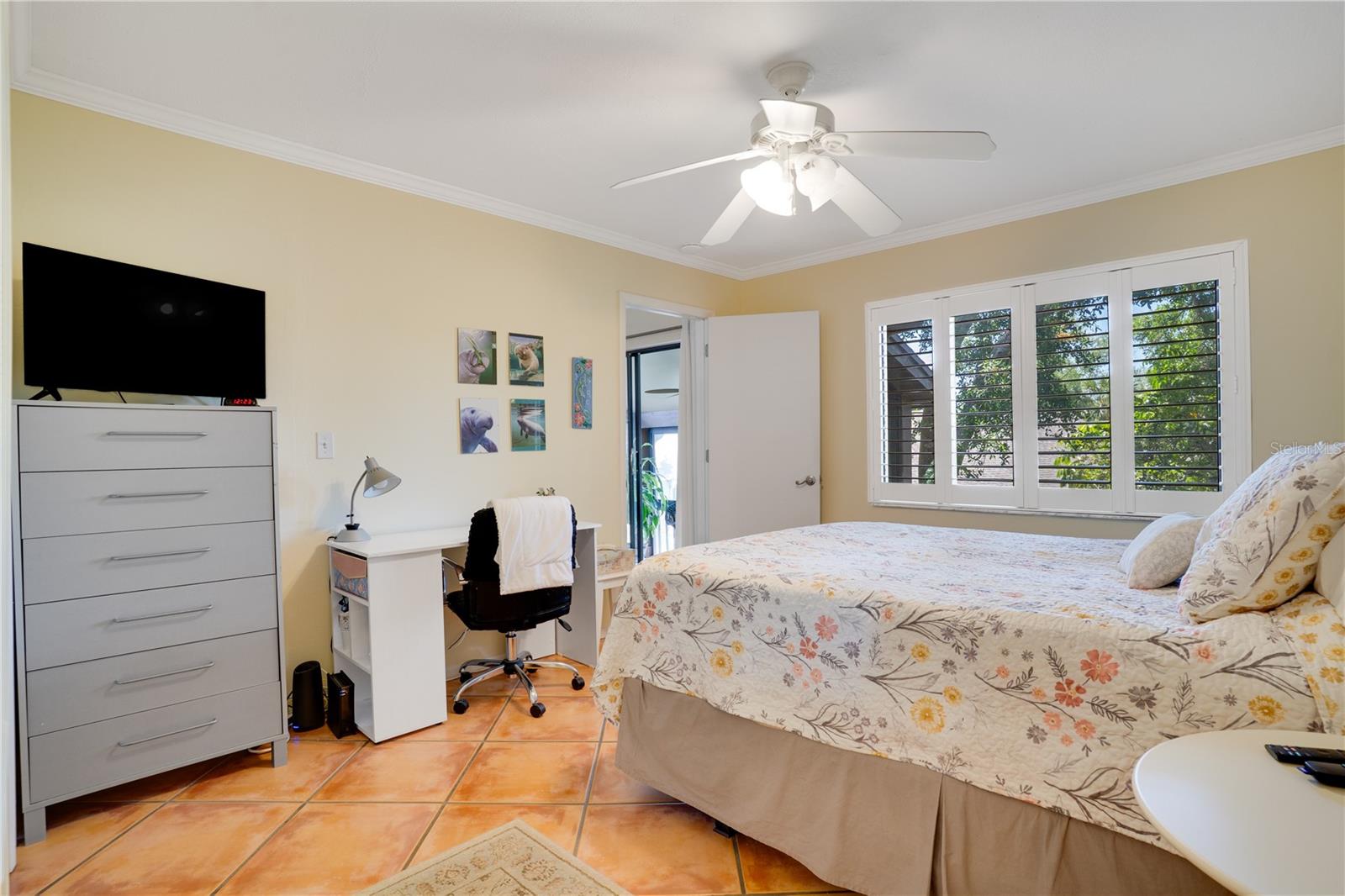 Image 17 of 50 For 514 Tabor Court C