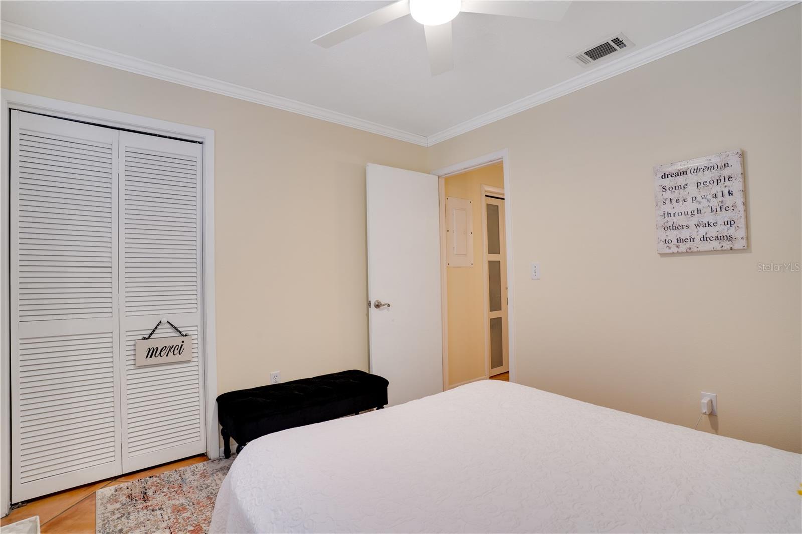 Image 21 of 50 For 514 Tabor Court C