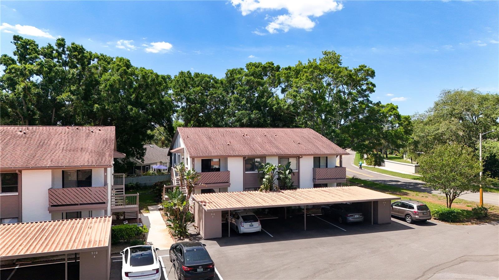 Image 3 of 50 For 514 Tabor Court C