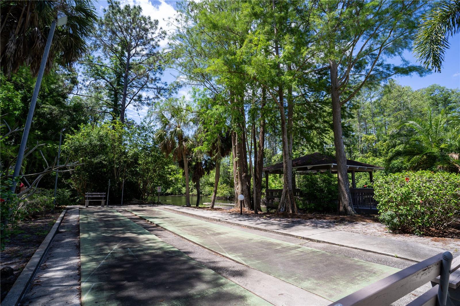 Image 36 of 50 For 514 Tabor Court C
