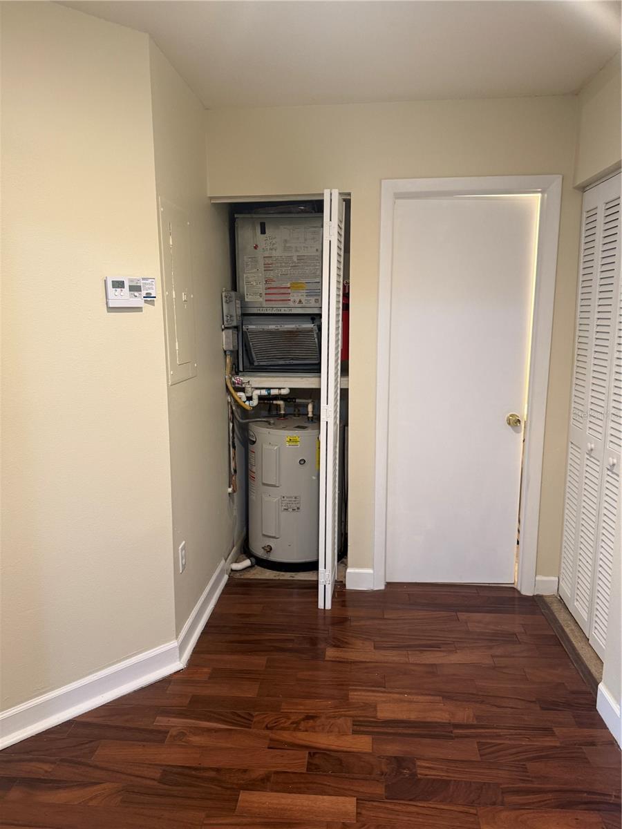 Image 4 of 36 For 2333 Feather Sound Drive B102