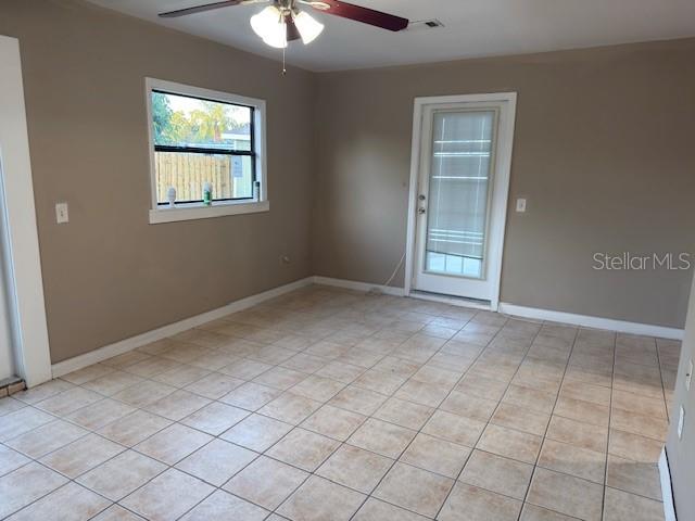 Image 11 of 21 For 4409 Varn Avenue