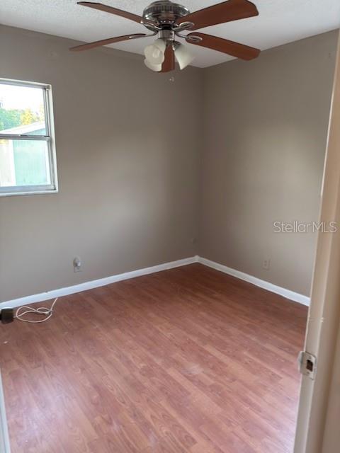 Image 18 of 21 For 4409 Varn Avenue