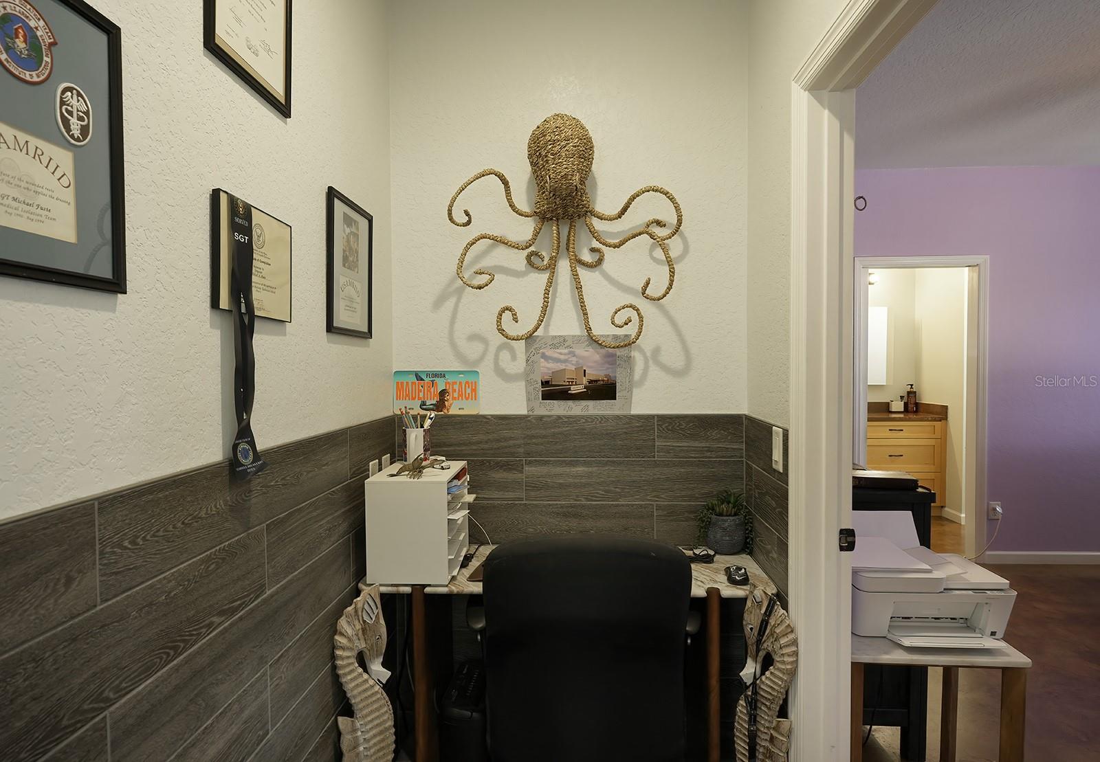 Image 13 of 33 For 12119 Murray Avenue