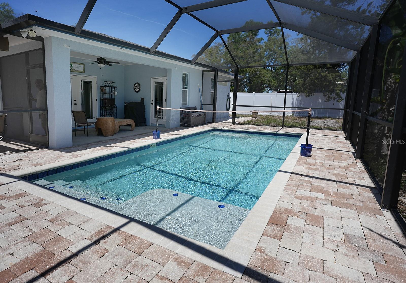 Image 4 of 33 For 12119 Murray Avenue