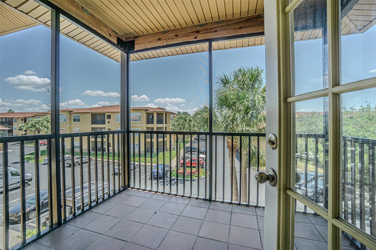 Image 10 of 21 For 4316 Bayside Village Drive 302