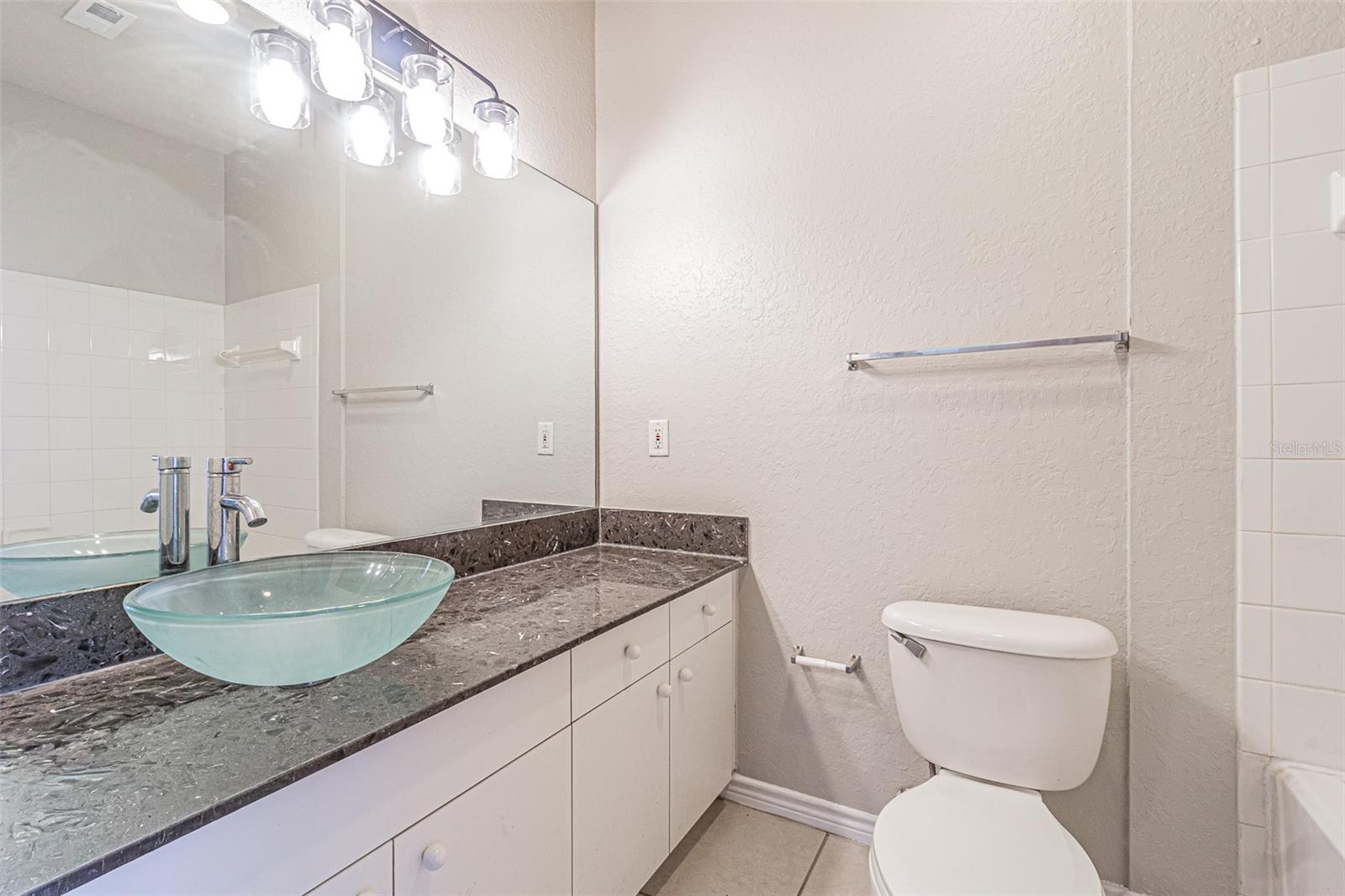 Image 13 of 21 For 4316 Bayside Village Drive 302