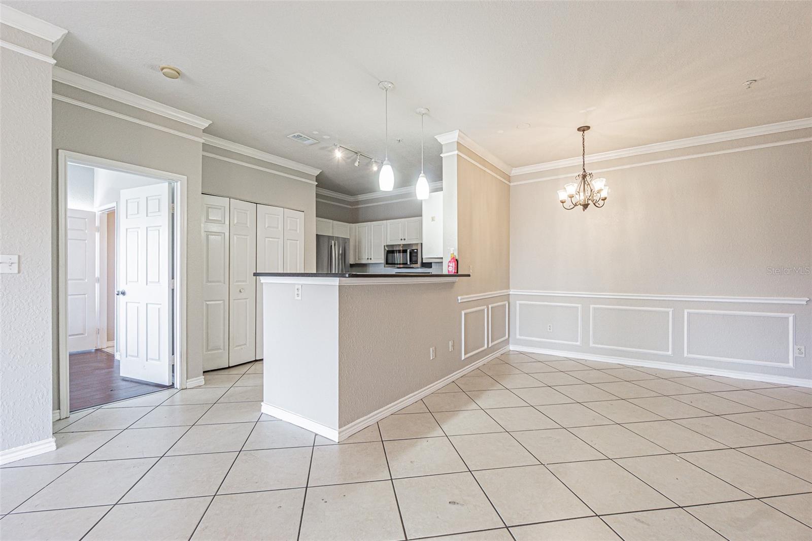 Image 6 of 21 For 4316 Bayside Village Drive 302