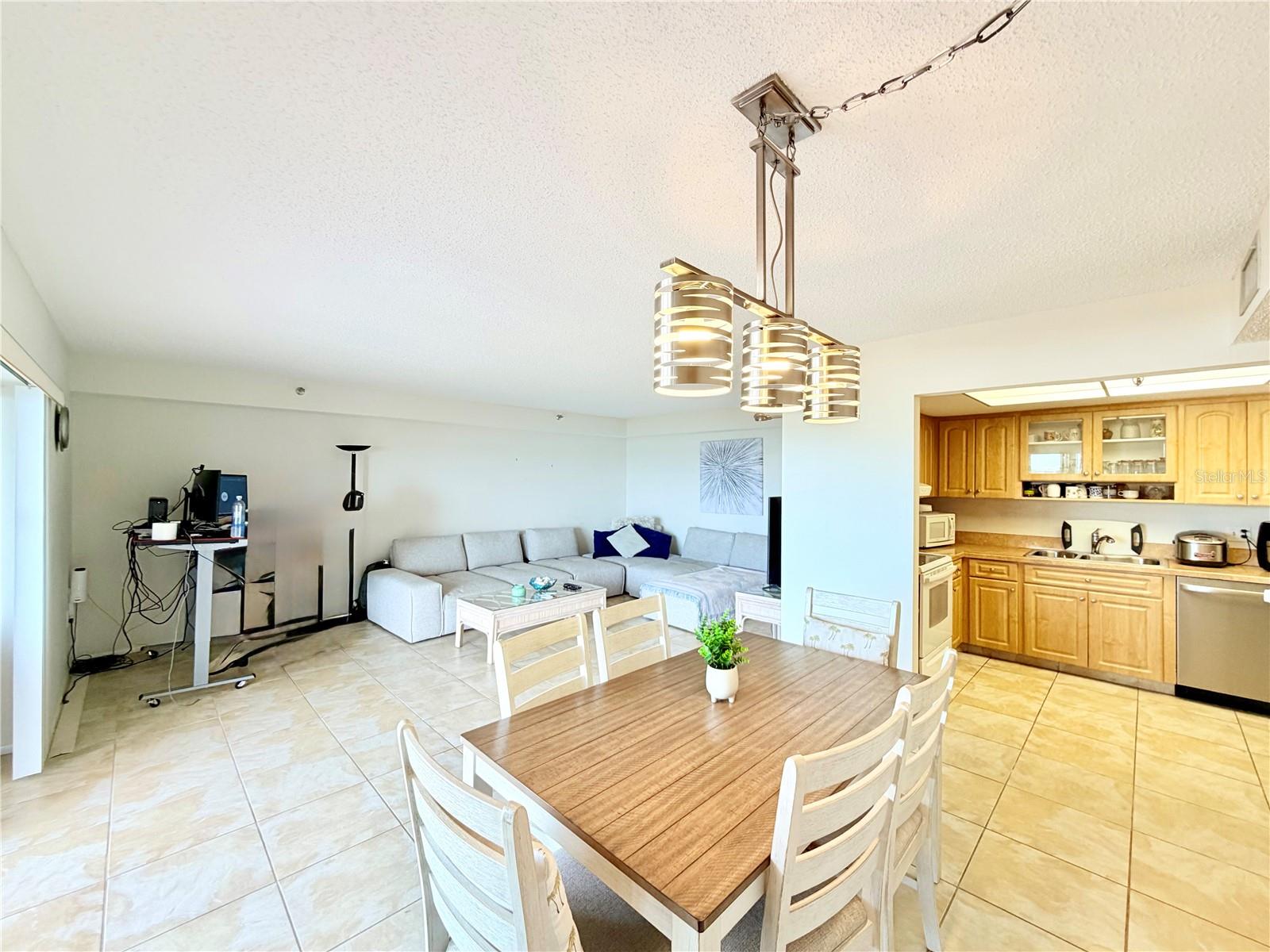 Image 14 of 38 For 7430 Sunshine Skyway Lane S 501