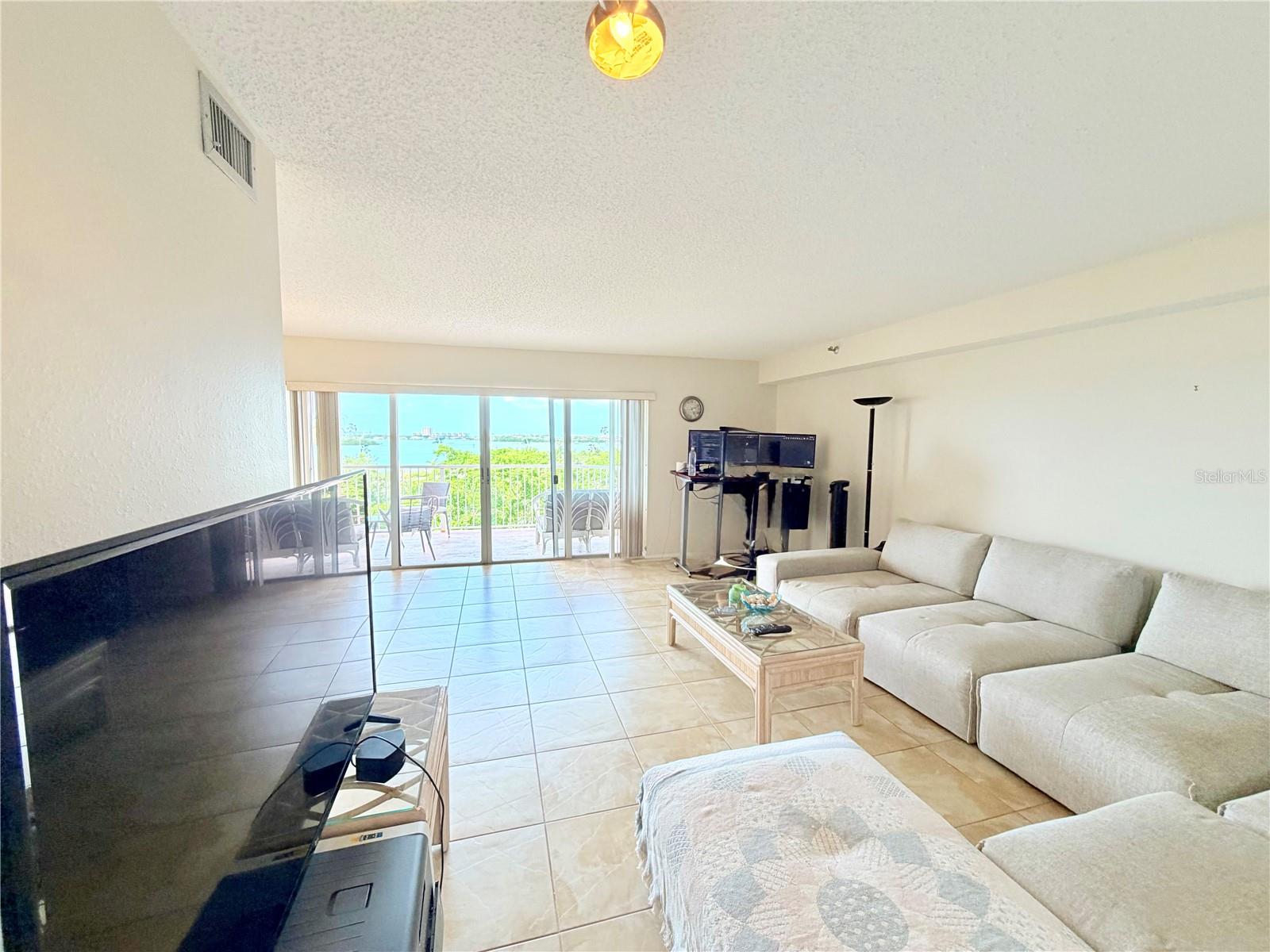 Image 15 of 38 For 7430 Sunshine Skyway Lane S 501