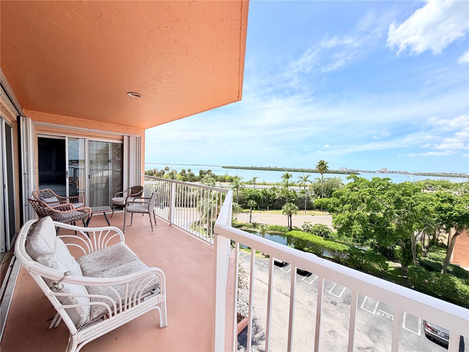 Image 26 of 38 For 7430 Sunshine Skyway Lane S 501