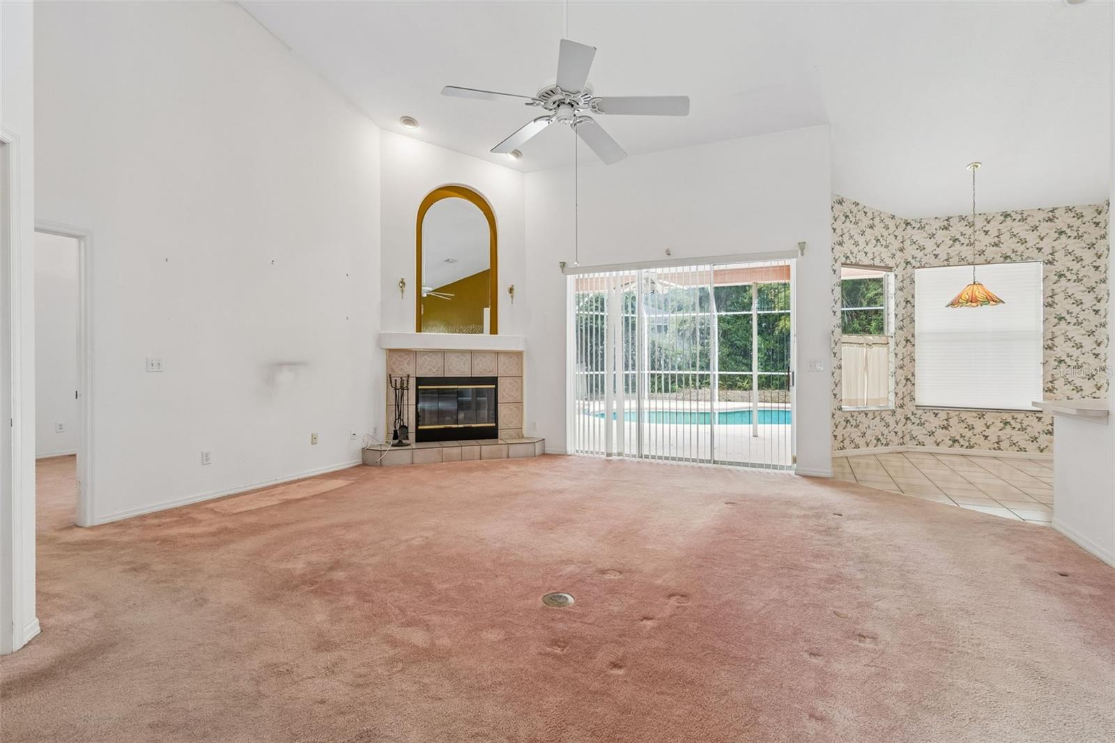 Image 22 of 35 For 1336 Waterwood Drive