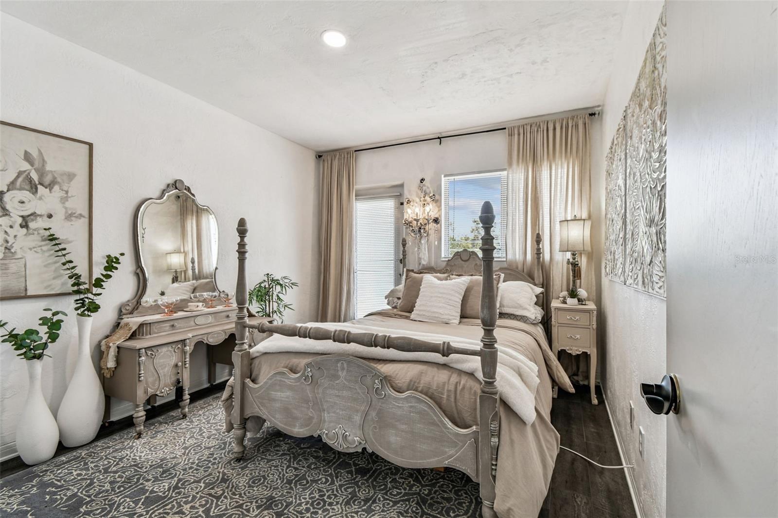 Image 33 of 56 For 5861 42nd Terrace N 1712