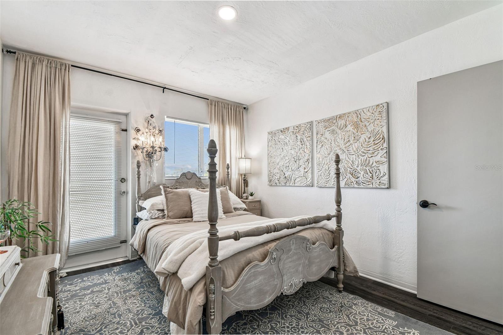 Image 34 of 56 For 5861 42nd Terrace N 1712