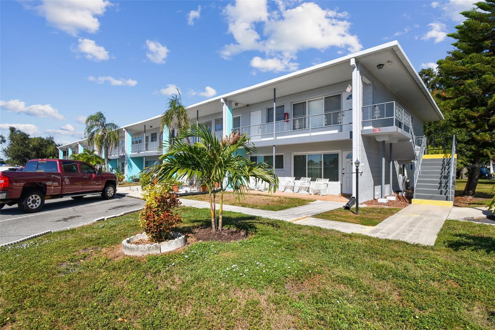 Image 39 of 56 For 5861 42nd Terrace N 1712