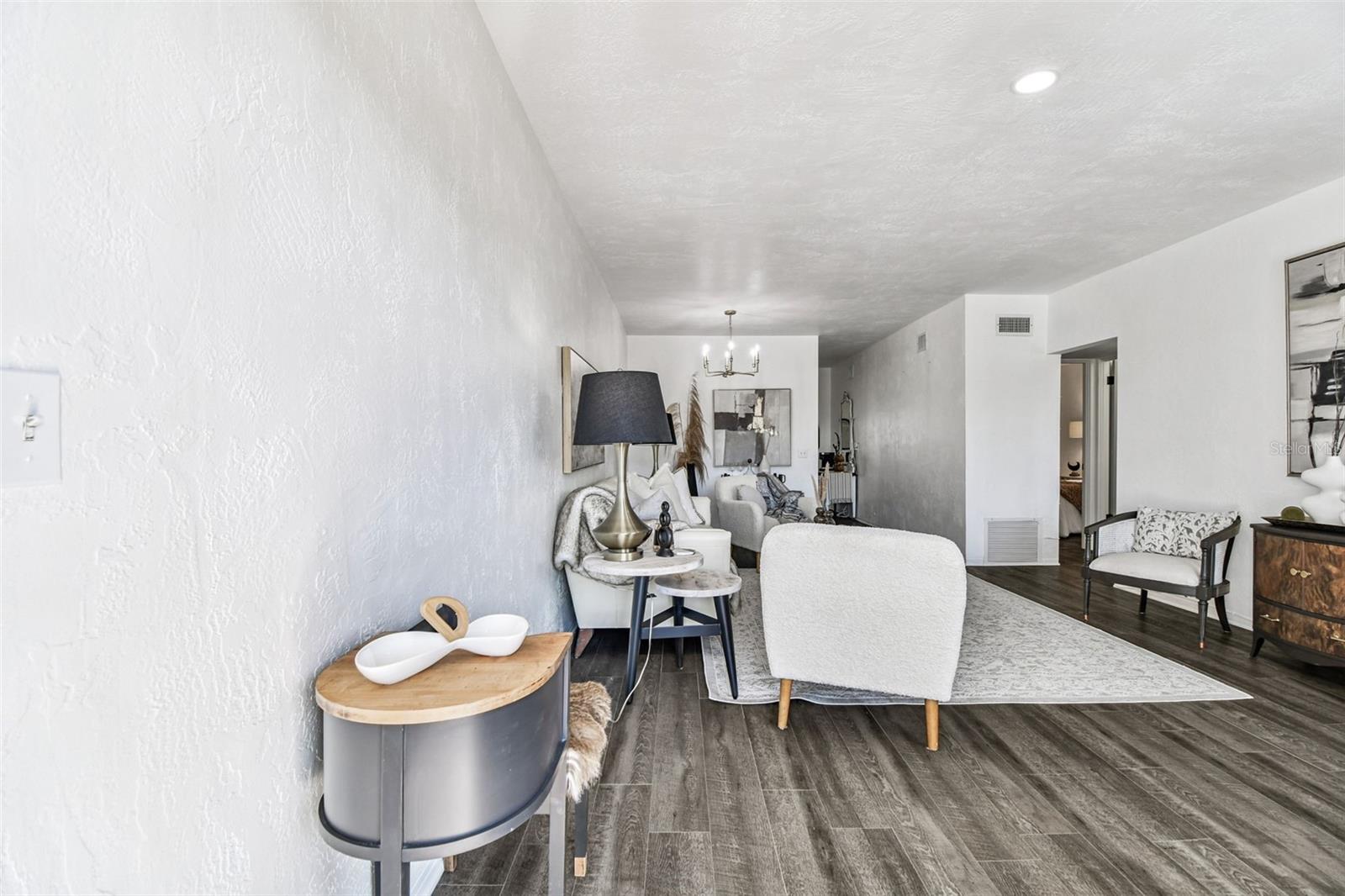 Image 4 of 56 For 5861 42nd Terrace N 1712