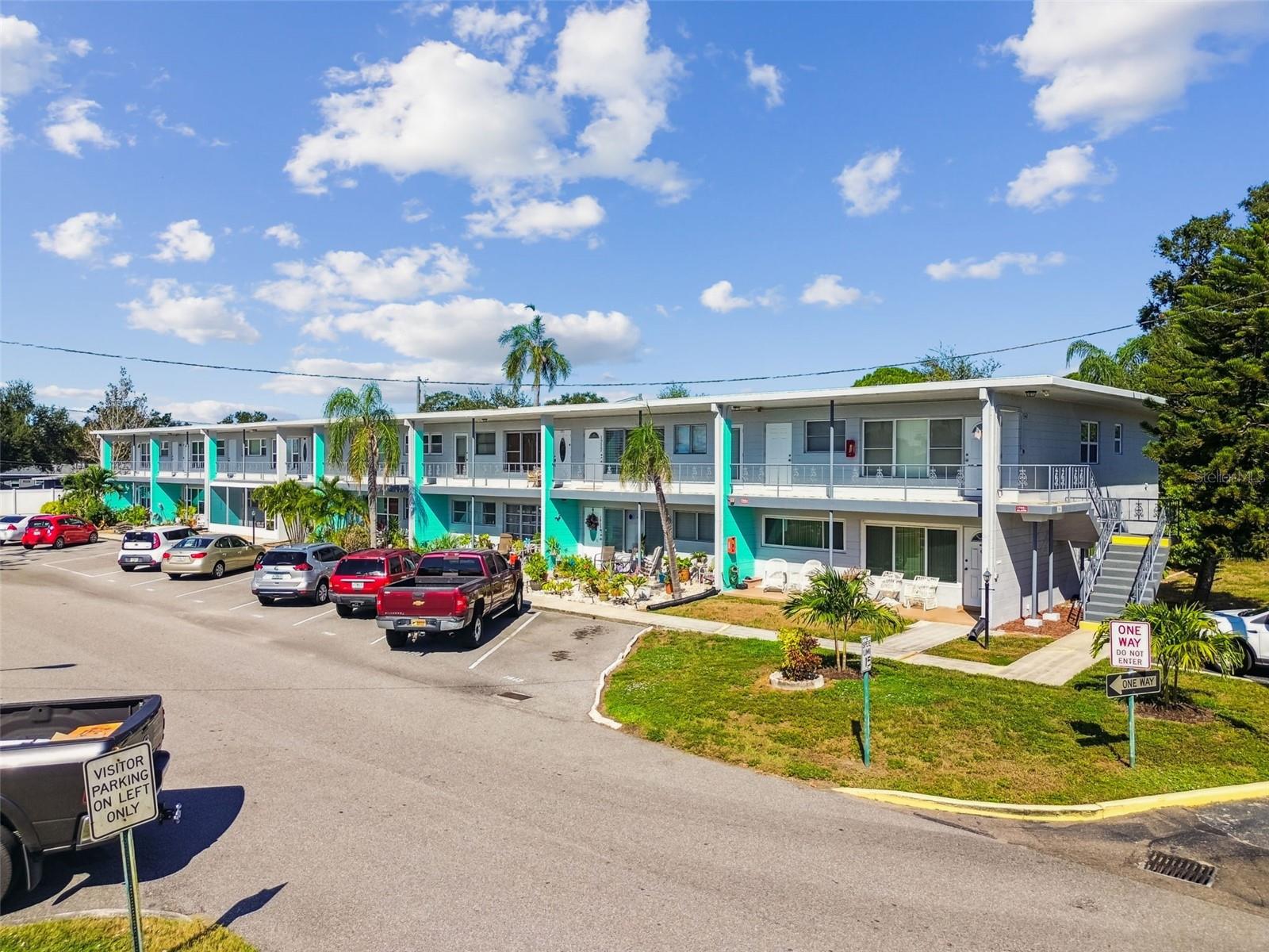 Image 42 of 56 For 5861 42nd Terrace N 1712