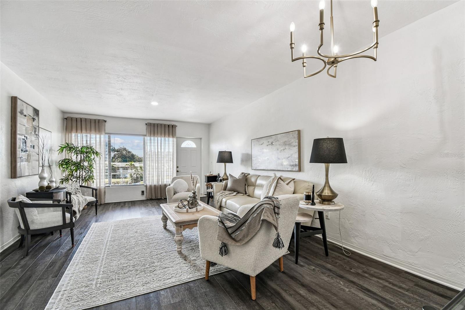 Image 9 of 56 For 5861 42nd Terrace N 1712