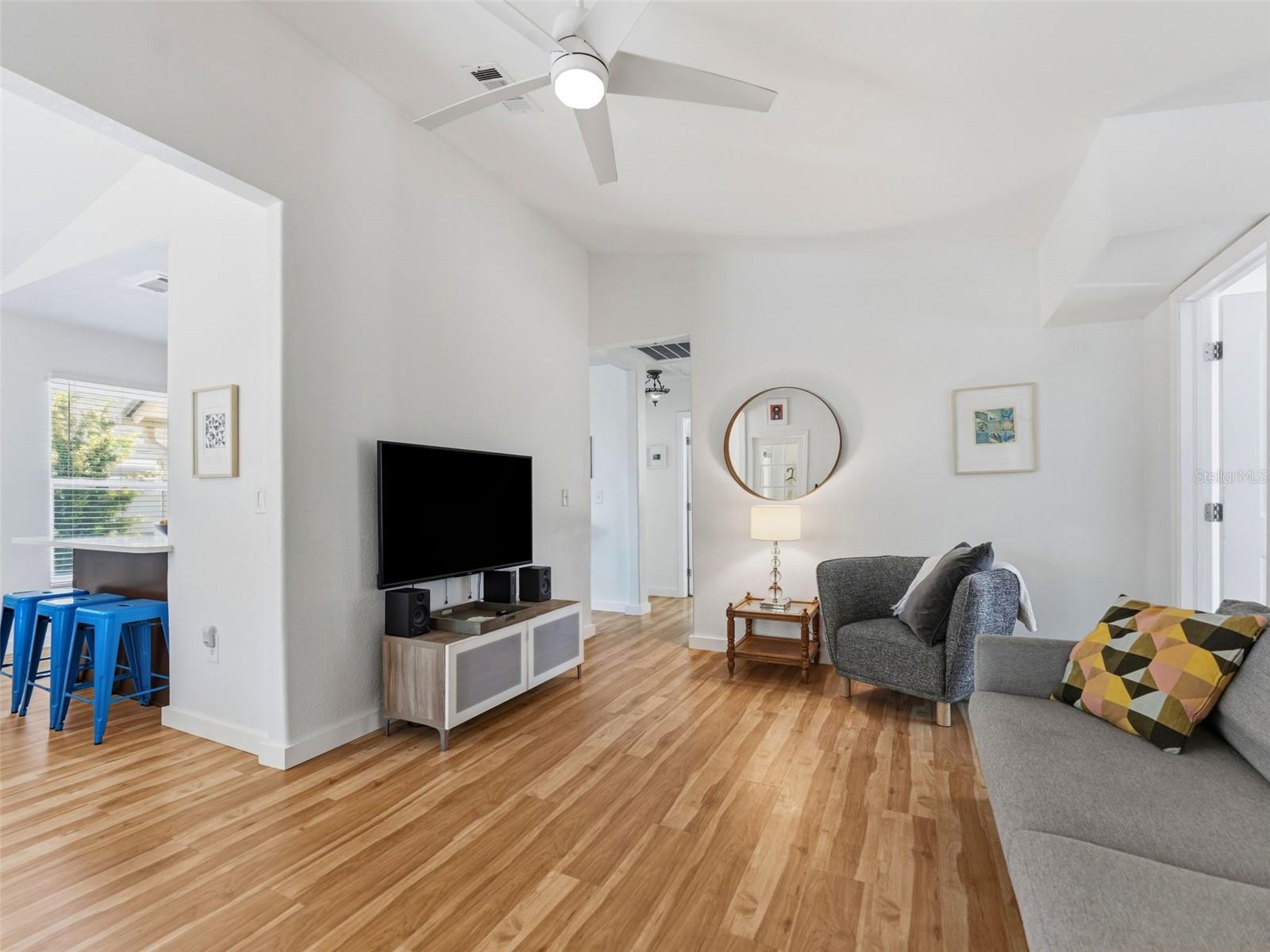 Image 12 of 25 For 2005 3rd Street S