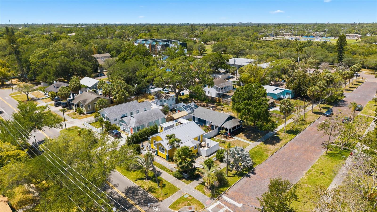 Image 24 of 25 For 2005 3rd Street S