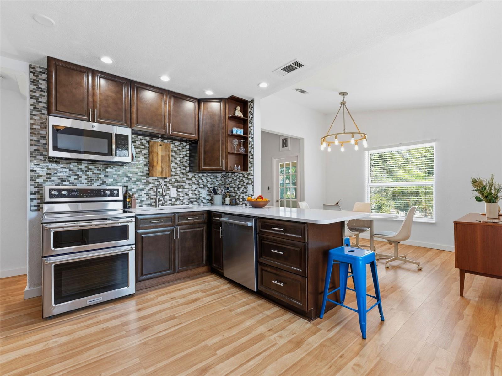 Image 8 of 25 For 2005 3rd Street S