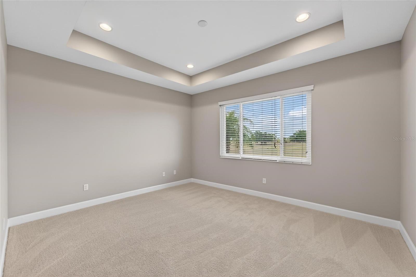 Image 31 of 94 For 642 Chipper Drive