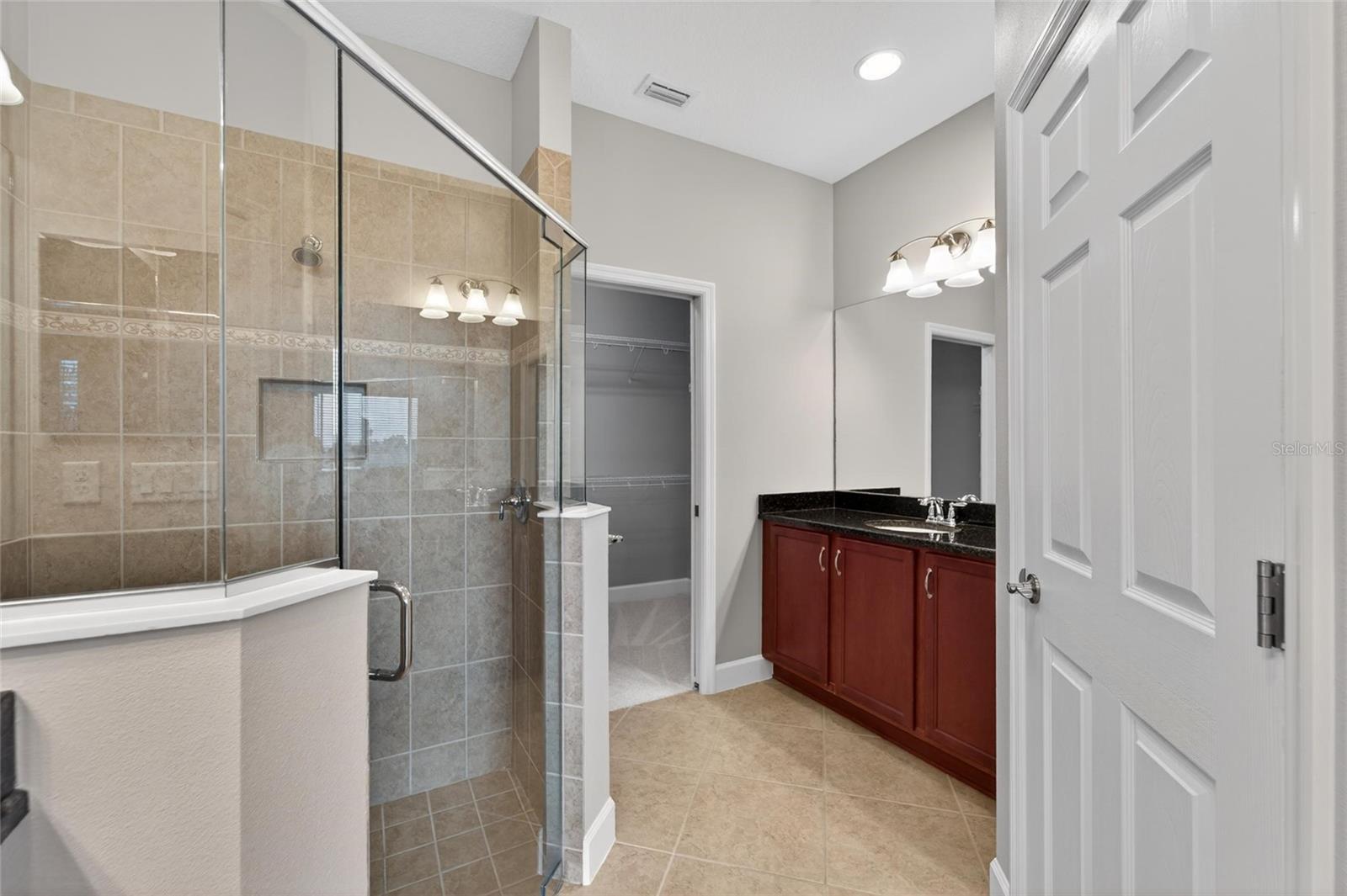 Image 37 of 94 For 642 Chipper Drive