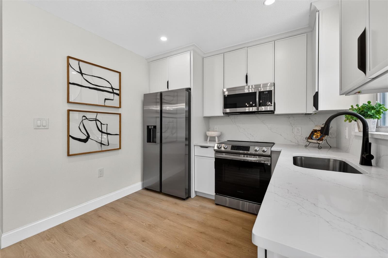 Image 12 of 29 For 9714 53rd Avenue N