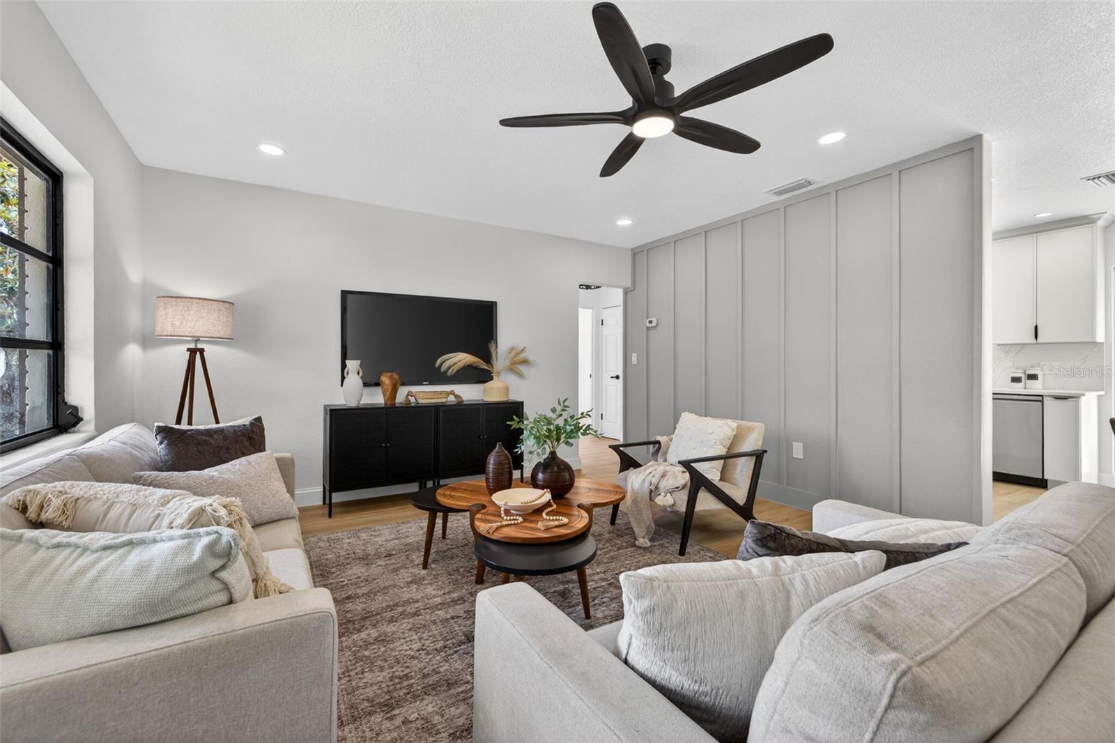 Image 4 of 29 For 9714 53rd Avenue N