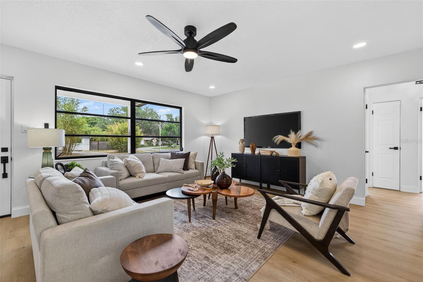 Image 5 of 29 For 9714 53rd Avenue N